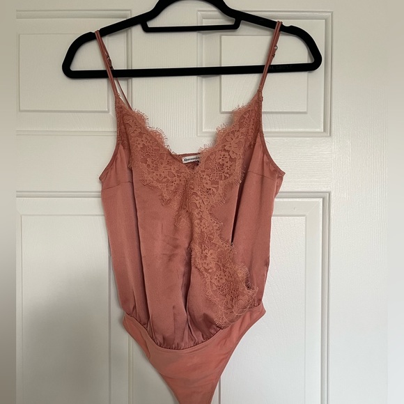 Abercrombie & Fitch Tops - Pink Abercrombie bodysuit